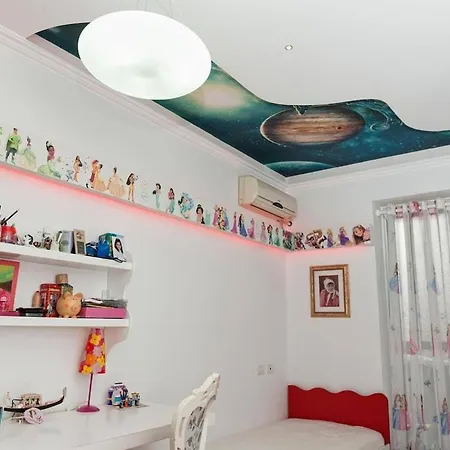 アパート Riverside Elegance In The Heart Of