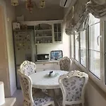 아파트 Riverside Elegance In The Heart Of *